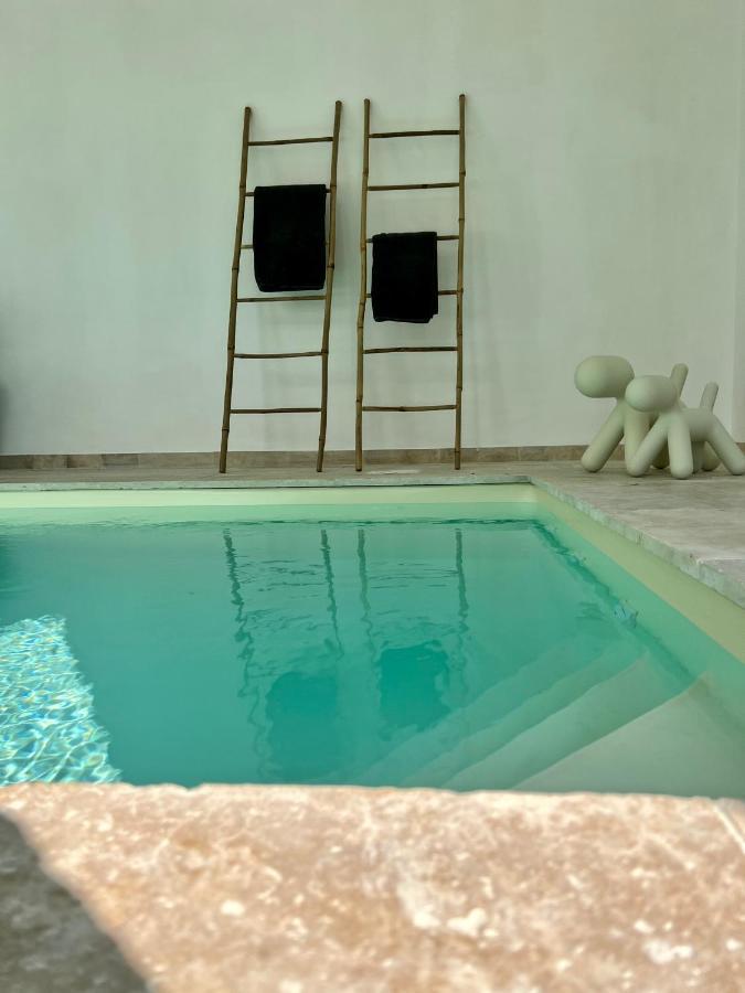 Manoir Les Feuillantines Piscine & Spa Isques Ngoại thất bức ảnh