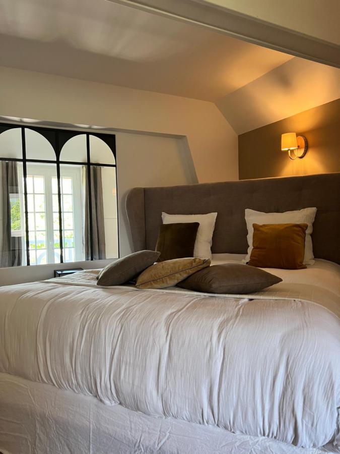 Manoir Les Feuillantines Piscine & Spa Isques Ngoại thất bức ảnh